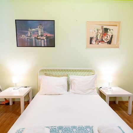 Ampelokipi Metro St. 2 Bedrooms 6 Pers. Apartment Athènes Extérieur photo