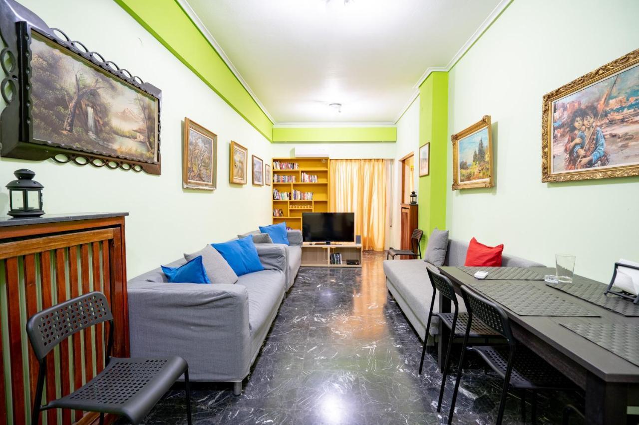 Ampelokipi Metro St. 2 Bedrooms 6 Pers. Apartment Athènes Extérieur photo