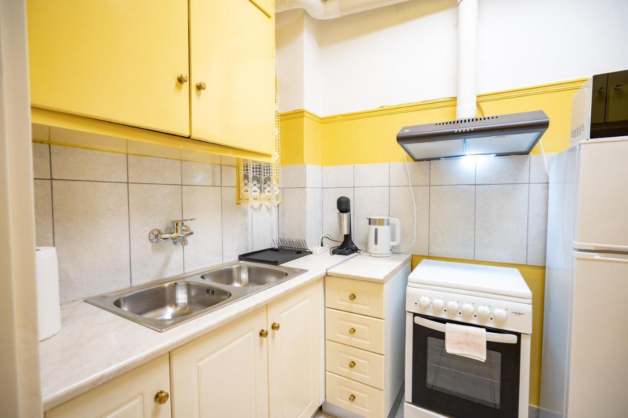 Ampelokipi Metro St. 2 Bedrooms 6 Pers. Apartment Athènes Extérieur photo