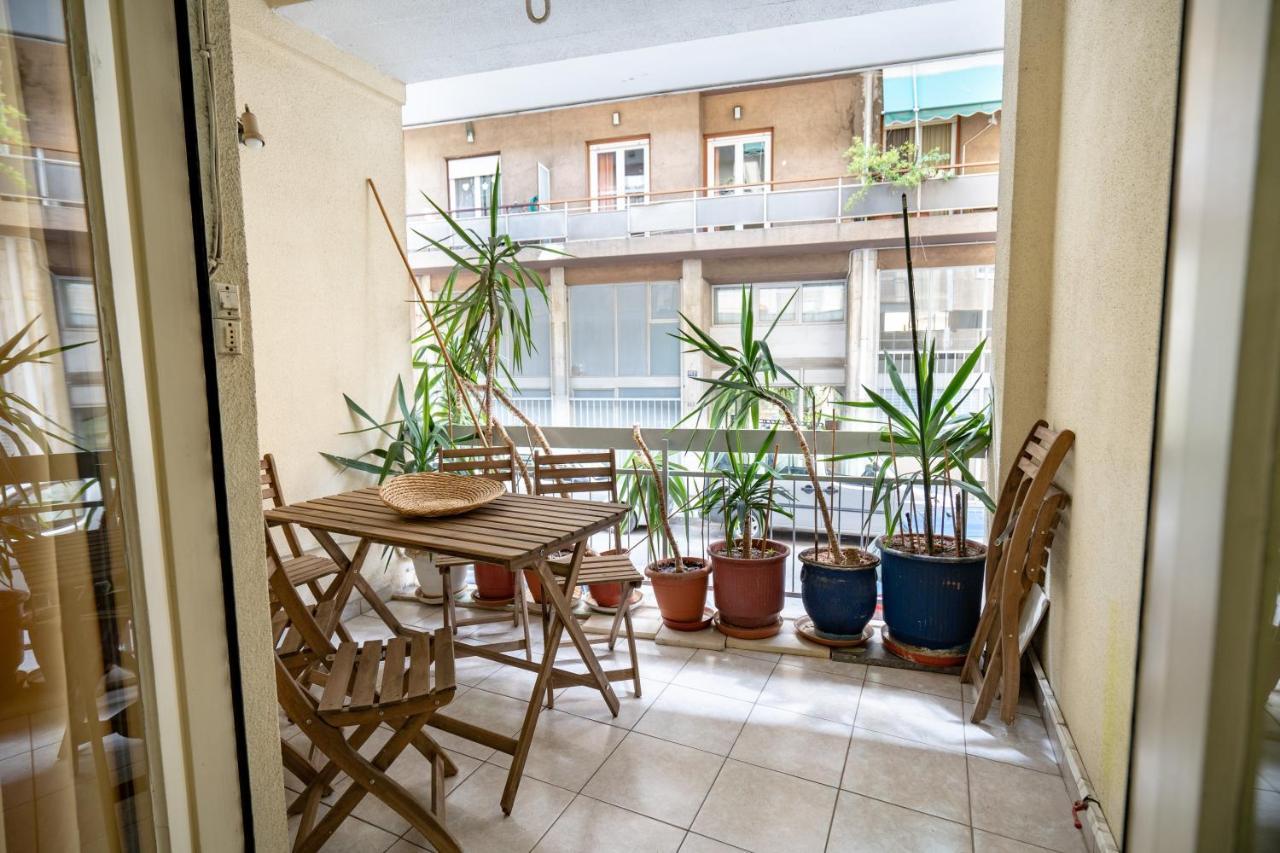 Ampelokipi Metro St. 2 Bedrooms 6 Pers. Apartment Athènes Extérieur photo