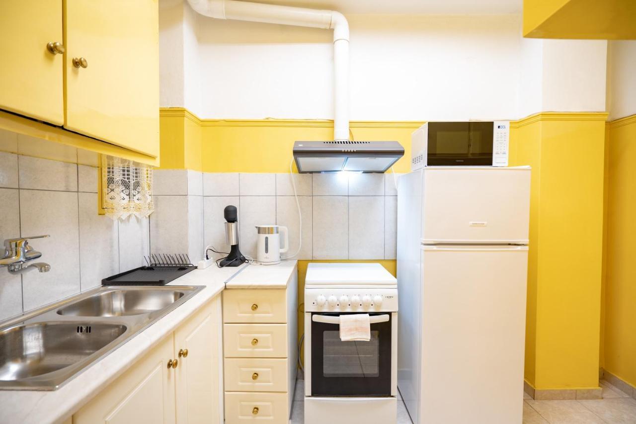 Ampelokipi Metro St. 2 Bedrooms 6 Pers. Apartment Athènes Extérieur photo